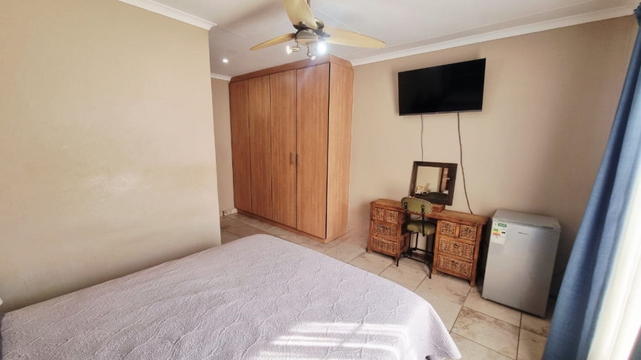 3 Bedroom Property for Sale in Waterval East North West